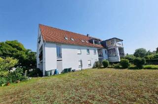 Wohnung kaufen in 08451 Crimmitschau, Kleine Eigentumswohnung mit Gartenanteil