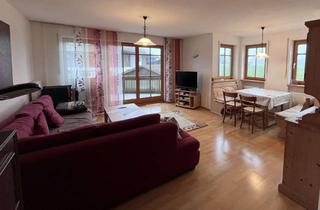 Wohnung kaufen in 83358 Seebruck, Großzügig geschnittene Wohnung inklusive Garage - 10 Gehminuten zum See! Südwest-Balkon