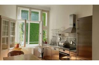 Wohnung kaufen in Suarezstraße 57, 14057 Charlottenburg, Nahe Lietzensee - großzügig geschnittene 2-Zimmer Wohnung, provisionsfrei