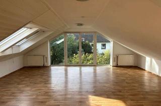 Wohnung mieten in Frido-Witte-Weg, 29614 Soltau, Ruhiges Wohnen mit viel Komfort: Große 3-Zi.-Whg. mit moderner EBK und BALKON im Norden von Soltau