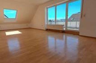 Wohnung mieten in Seestraße 11/1, 89233 Neu-Ulm, Helle 2-Zimmerwohnung im Dachgeschoss inkl Küche