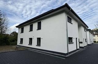 Wohnung mieten in 32051 Herford, Exklusive Erdgeschosswohnung mit Terrasse und Garten!