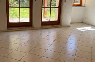 Wohnung mieten in Lembergerweg 34, 71706 Markgröningen, Helle 3,5-Zimmer Wohnung mit Terrasse und Garten im EG in Markgröningen