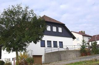 Wohnung mieten in 96253 Untersiemau, Großzügige 5-Zimmer-Wohnung mit Einbauküche Balkon und Gartenanteil