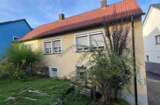 Einfamilienhaus kaufen in 71384 Weinstadt, Weinstadt-Beutelsbach, Einfamilienhaus mit Garage. Zentrumsnah - Leerstand