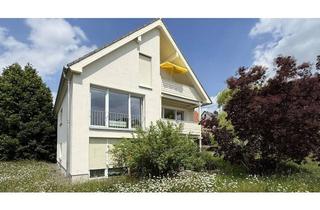 Haus kaufen in 09638 Lichtenberg, Gepflegtes Dreifamilienhaus mit sofort bezugsfreier Wohnung und sonnigem Garten