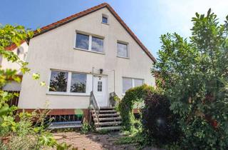 Haus kaufen in 31180 Giesen, Großzügiges Haus mit Vielseitigkeit – auch als zwei Wohneinheiten denkbar in Giesen-Hasede