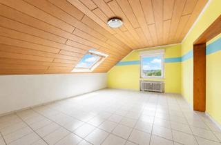 Wohnung kaufen in 96173 Oberhaid, Provisionsfreie, frei werdende 5-Zimmer-Dachgeschosswohnung in Oberhaid