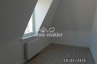 Wohnung mieten in 01591 Riesa, Kirchstraße 8c in 01591 Riesa - große 4-Raum-Etagenwohnung im Dachgeschoss