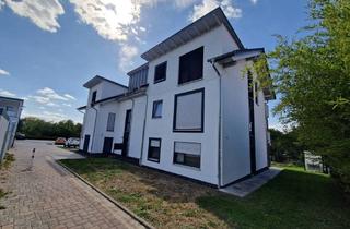 Wohnung kaufen in 65604 Elz, Elz. Großzügige Wohnung mit sonniger Terrasse und eigenem Gartenanteil.
