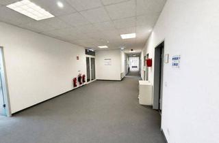 Gewerbeimmobilie mieten in 95111 Rehau, Attraktive Bürofläche mit Weitblick in Rehau – Gesamtfläche ca. 547 im 4. OG - Aufzug