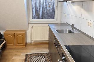 Wohnung kaufen in 75175 Pforzheim, Gemütliche 2,5-Zi.-Dachgeschosswohnung in Pforzheim -Zentrumsnah