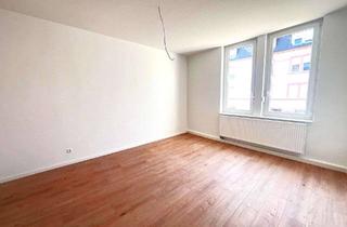 Wohnung kaufen in 76646 Bruchsal, Gut vermietete 3-Zimmer-City-Wohnung mit Pkw-Stellplatz in stilvollem, kernsaniertem Altbau