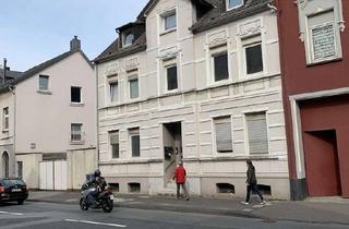 Wohnung mieten in Langenberger Straße, 42551 Velbert, Modernisiertes Wohnen mit Altbauflair im Zentrum von Velbert