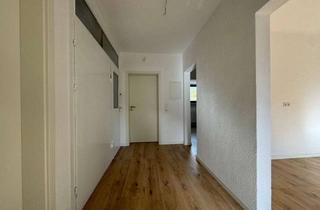 Wohnung mieten in 66386 St. Ingbert, Renovierte und gepflegte 3ZKB Dachgeschosswohnung in St. Ingbert-Rentrisch