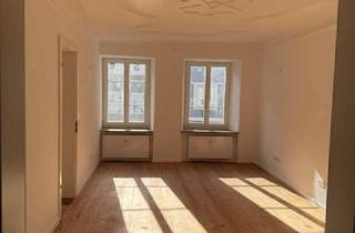 Wohnung mieten in Hinterer Anger 300, 86899 Landsberg, Altbau-Charme trifft Neubau-Komfort: Sanierte 4,5-Zimmer-Wohnung mit Stuck und Dachterrasse