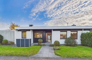 Haus kaufen in 25421 Pinneberg, Ruhig und gepflegt wohnen: Reihenendhaus mit Kamin, Terrasse, Garten und 2 Garagen in beliebter Lage