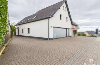 Einfamilienhaus kaufen in 52385 Nideggen, Großzügiges Einfamilienhaus mit Garten und Doppelgarage mit genehmigter Fahrzeugausstellung