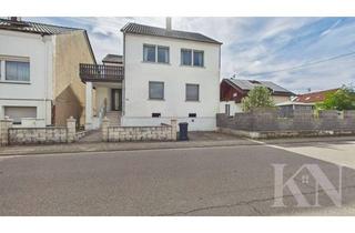 Einfamilienhaus kaufen in 66773 Schwalbach, Ein Haus, viele Möglichkeiten! Großzügiges Einfamilienhaus in Hülzweiler
