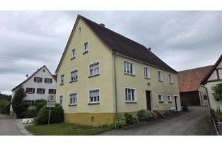 Haus kaufen in 91555 Feuchtwangen, Charmantes Anwesen mit viel Platz und großem Entwicklungspotenzial