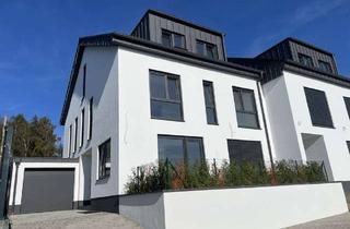 Doppelhaushälfte kaufen in Bröler Garten 2a, 51545 Waldbröl, ATTRAKTIVE DOPPELHAUSHÄLFTE - ZEITLOSE ARCHITEKTUR TRIFFT IDYLLE!DHH mit Einliegerwohnung