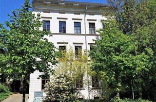Anlageobjekt in Lindenaustraße 20, 04600 Altenburg, Aus zwei mach eins! Wer sucht eine große Wohnung zum Kauf?