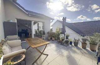 Wohnung kaufen in 78476 Allensbach, Top moderne Dachgeschosswohnung: Neuwertige Wohlfühloase mit großer Dachterrasse und Teilseeblick