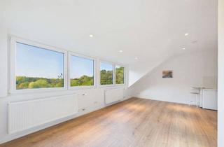 Wohnung kaufen in 44894 Werne, Modernisierte Dachgeschosswohnung mit Blick ins Grüne und Kellerraum