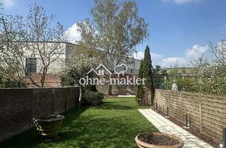 Wohnung mieten in 41460 Neuss, Schöne, helle und gut geschnittene 4. Zi. Maisonette-Wohnung mit großem Balkon, Terrasse und Garten