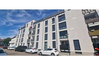 Wohnung mieten in Schmollerstrasse 24, 66111 Saarbrücken, Wunderschöne 4 Zimmer Penthauswohnung mit offener Küche und großer Dachterrasse zu vermieten!