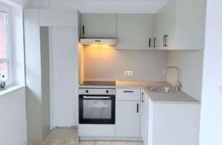 Wohnung mieten in Breslauer Straße 37, 23611 Bad Schwartau, Frisch renovierte 2-Zimmer-mit Terrasse, Einbauküche-Stellplatz