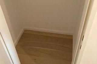 Wohnung mieten in Mevissenstrasse 14-16, 50668 Altstadt-Nord, Sanierte Wohnung 107m² mit Panoramablick mit Schwimmbad, Sauna und Fitnessraum im Haus