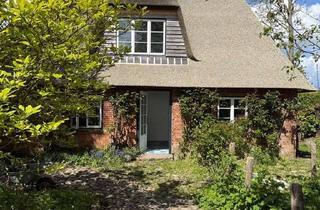 Haus mieten in Weiholz, 24364 Holzdorf, Reetdachkate mit Pferdestall