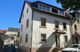 Mehrfamilienhaus kaufen in 79111 Freiburg, 2 Wohnhäuser. 5 Wohneinheiten. Viele Möglichkeiten
