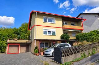 Wohnung kaufen in 64646 Heppenheim, Großzügige 4,5-Zimmer-Dachgeschosswohnung mit Balkon Garage und viel Modernisierungspotenzial