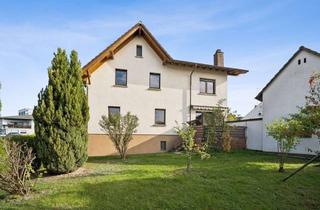 Haus kaufen in 35606 Solms, Großzügiges Zweifamilienhaus