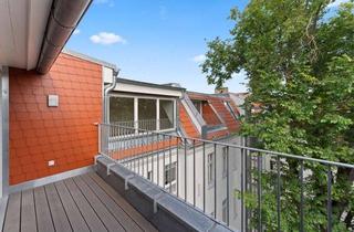 Wohnung kaufen in John-Schehr-Straße, 10407 Berlin, Charmante, neu ausgebaute Dachgeschoss-Wohnung mit 2 Terrassen