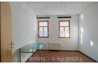 Wohnung mieten in 98527 Suhl, Suhl - BIGKs - Suhl: Mitte 2 Raum Wohnung ,WG geeignet, Dusche, sep. Küche (-;)