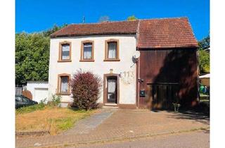 Einfamilienhaus kaufen in 66839 Schmelz, Schmelz - Freistehendes EFH mit Scheunenteil in Schmelz (Sanierungsprojekt)