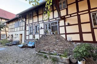 Wohnung kaufen in 53343 Wachtberg, Altbaucharme auf mehreren Ebenen – Zwei besondere Eigentumswohnungen in Wachtberg