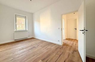 Wohnung kaufen in 91413 Neustadt, Altbau trifft Moderne – Erstbezug nach Sanierung 5-Zimmer-Wohnung mit Balkon