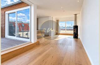 Wohnung kaufen in Prenzlauer Berg, 10437 Prenzlauer Berg, Frühstück mit Blick auf den Alex: Helle Dachgeschosswohnung, drei Terrassen, zwei Bäder und Aufzug