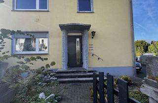 Wohnung kaufen in 40724 Hilden, Renovierte 5 Zi-ETW ( 2 Durchgangszimmer ), W-Balkon, 2 Bäder, Garten & Außenstellplatz in H-Nord!