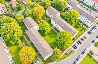 Wohnung kaufen in 30853 Langenhagen, Modernisierter Wohntraum – 3 Zimmer mit Balkon und Grünblick