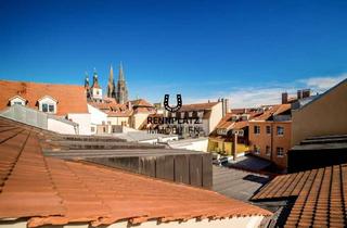 Wohnung kaufen in 93047 Innenstadt, Exklusive Altstadt-Residenz mit Luxus-EBK und Dachterrassen-Option. Kurzfristig frei.