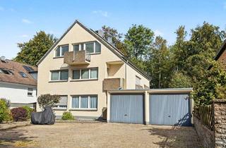 Wohnung kaufen in 51467 Bergisch Gladbach, Wunderschöne Zwei-Zimmer-Dachgeschosswohnung mit Balkon und begehrter Lage von Bergisch-Gladbach