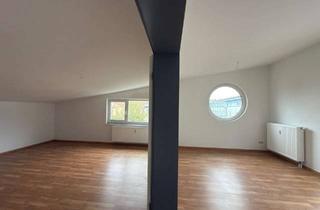 Wohnung mieten in 14542 Werder (Havel), 2 Zimmerwohnung im Dachgeschoß, Zentrumsnahe, mit Renovierungsbedarf