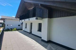 Wohnung mieten in 83308 Trostberg, Hochwertig renovierte 6-Zimmer-Maisonettewohnung mit ca. 175 m² Wfl. und großer Dachterrasse zu verm