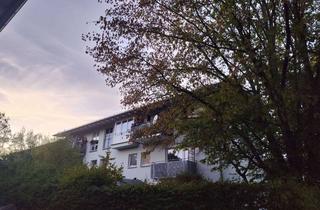 Wohnung mieten in Rubensstrasse 20, 85521 Ottobrunn, Gepflegte kl. 4-Zi.-Wohnung mit Südbalkon, ruhige Lage, EBK, Tageslichtbad
