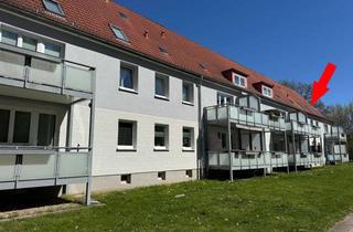 Wohnung mieten in Dockstr., 23569 Kücknitz, Charmante Drei-Raum-Wohnung in ruhiger Lage sucht neuen Bewohner!